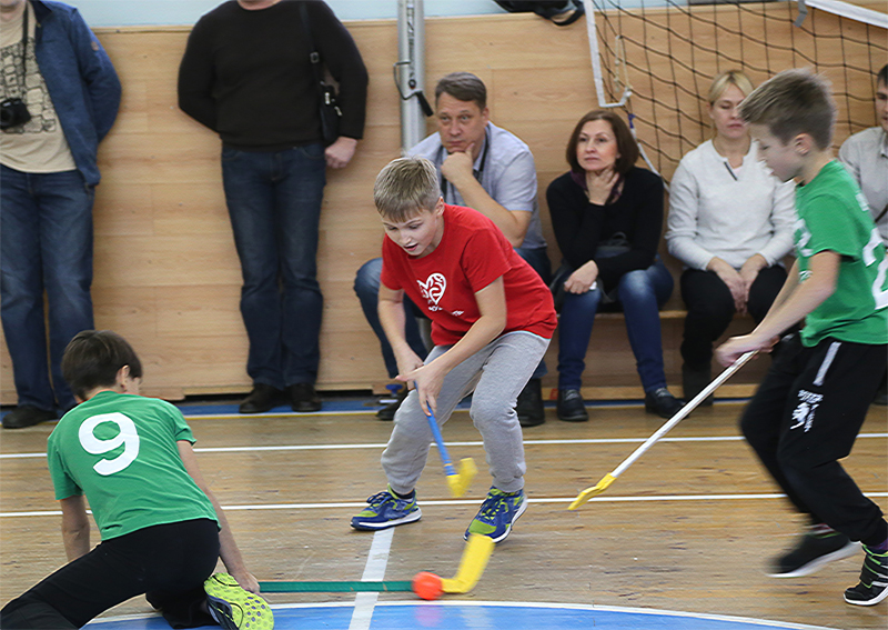 Флорбол тренеры. Флорбол соревнования. Ворота для флорбола. Флорбол череповец. Флорбол тренер.