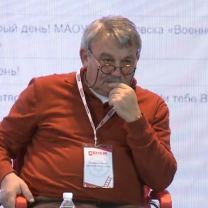 Сергей Казарновский принял участие в круглом столе 