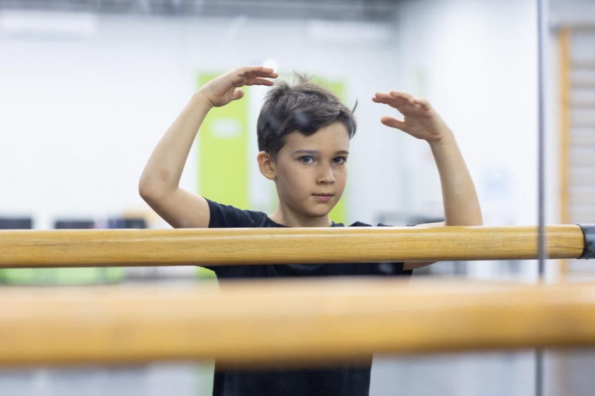 показ по танцу первоклассники4