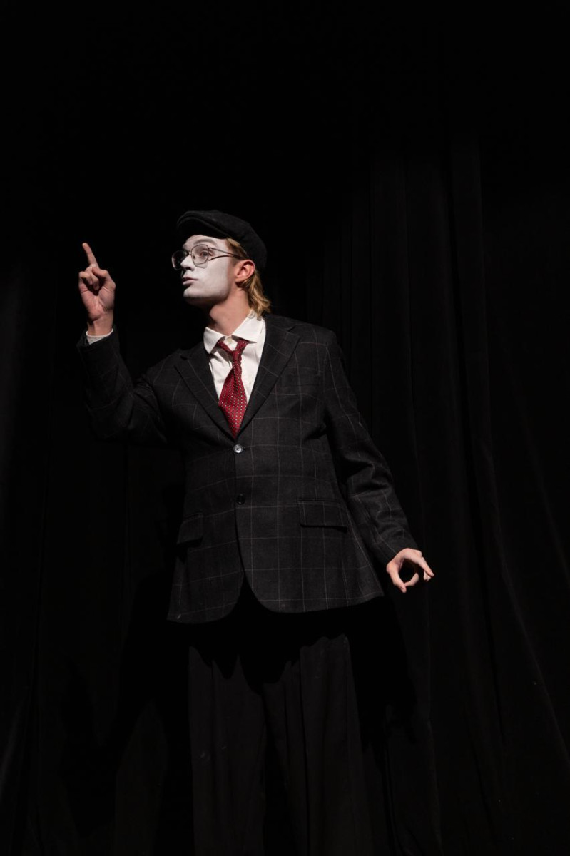 Спектакль "С любимыми не расставайтесь". 11 класс (2026) 2